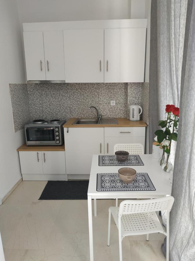 Pantheon Apartment กาลามาตา ภายนอก รูปภาพ