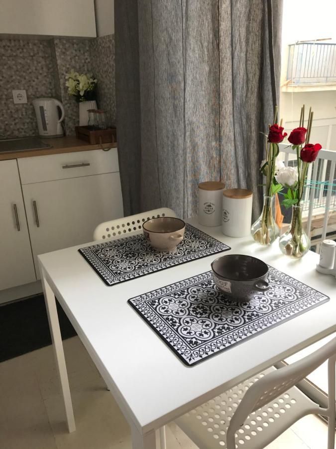 Pantheon Apartment กาลามาตา ภายนอก รูปภาพ